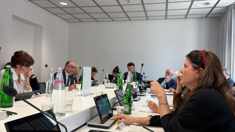 «Riutilizzo dei vecchi ospedali e favorire i medici specializzandi e gli infermieri nella residenzialità»